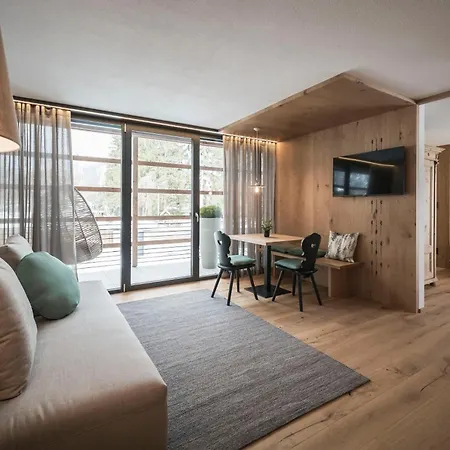 Ovina'S Haus Apartment Campo Tures Exterior photo